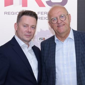 R9-Geschäftsführer Marcin Kotlowski und Josef Aichinger