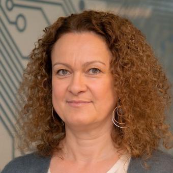 Sandra Holzinger neue Kommunikationsleiterin des FEEI